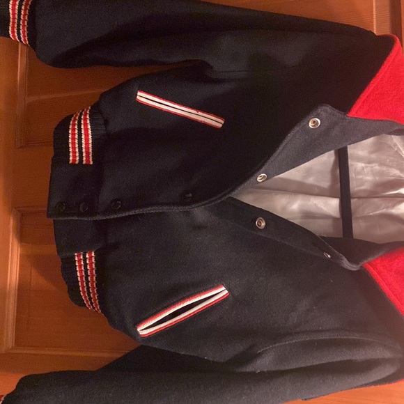 Authentic vintage circa ‘82 100%wool varsity jacket ladies small/36 - Picture 5 of 6
